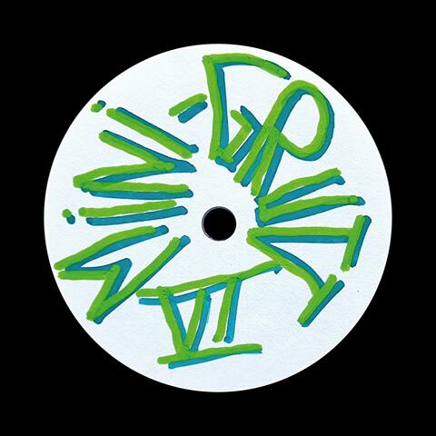 MINI​​​​​​​-​​​​​​​GRUV VI