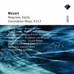 Mozart: Mass in C Major, K. 317, "Coronation": Sanctus