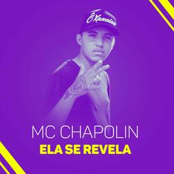 Ela se revela