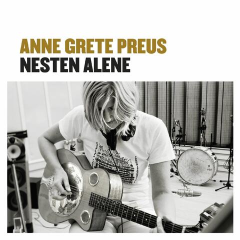 Nesten alene