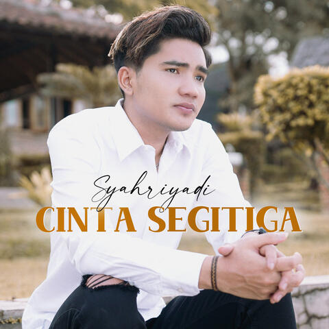 Cinta Segitiga