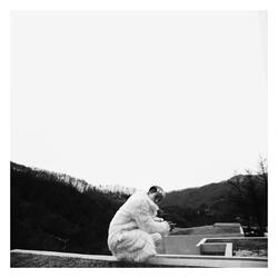 Cold World (feat. Jeremy Que$t)