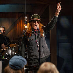 Bombay Train (Vain elämää kausi 16)