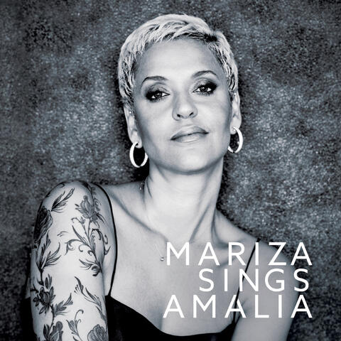 Sings Amália