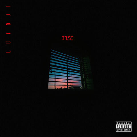 7h59