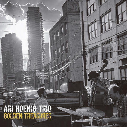 Ari Hoenig