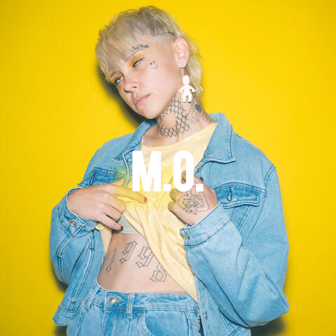 M.O.