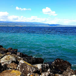 Aux Rivages
