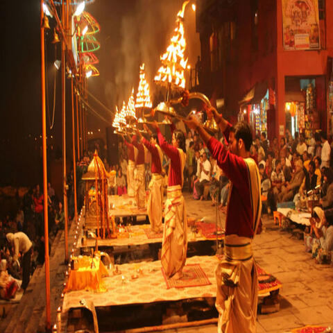Jai Jai Bhagirath Nandini Ganga Aarti