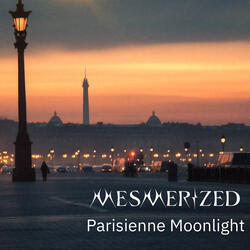 Parisienne Moonlight