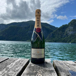 Sommer Moët