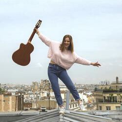 Clandestina (Cover)