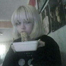 Bomba Bomba (Nightcore)