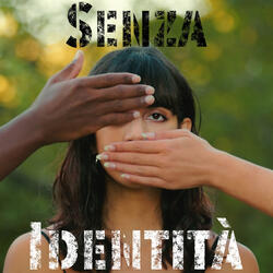 Senza identità