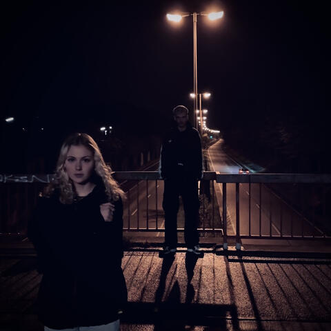 Halb Vier