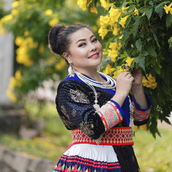 Pib Tsi Nyog Lawm