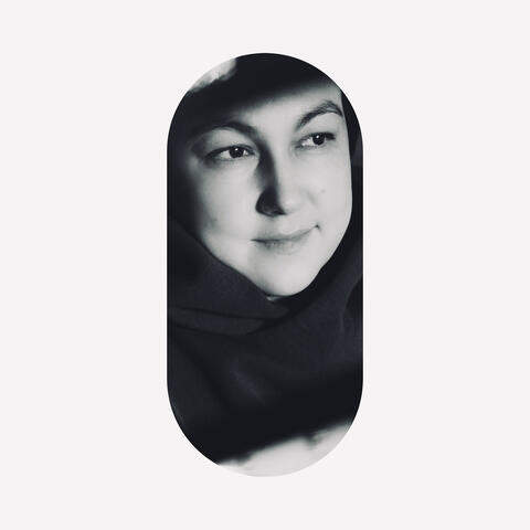 Она тоже