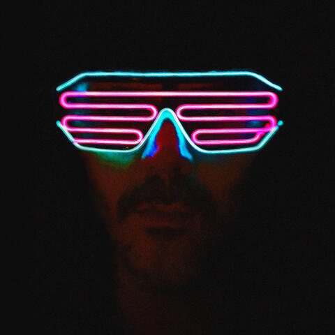 Neon Lovers