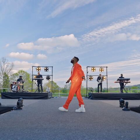 r4l (ready 4 luv) [live]