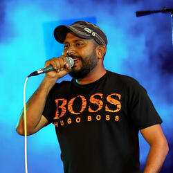 Netha Laga Daga Karana Live V