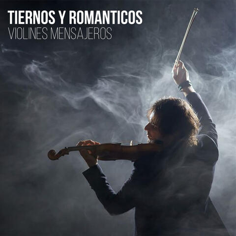 Tiernos Y Románticos