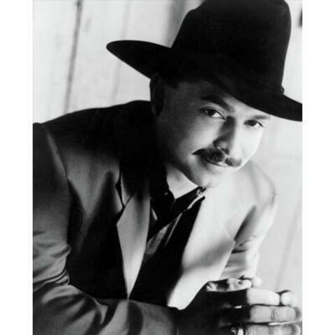 Emilio Navaira