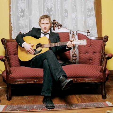 Luke Doucet and the White Falcons