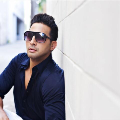 Charlie Cruz