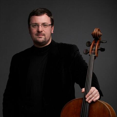 Dmitry Kouzov