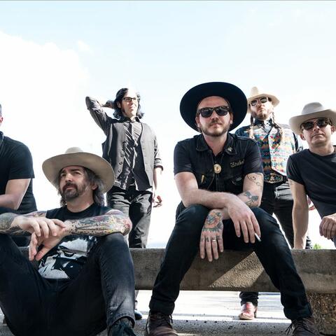 Vandoliers