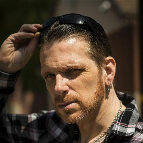 Ricky Warwick