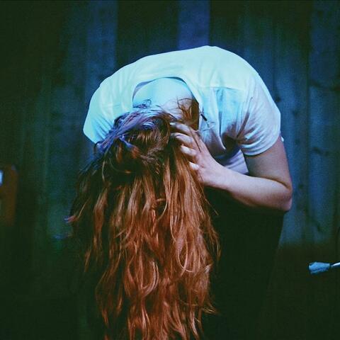 Estrons