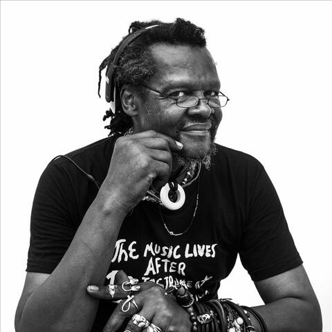 Lonnie Holley