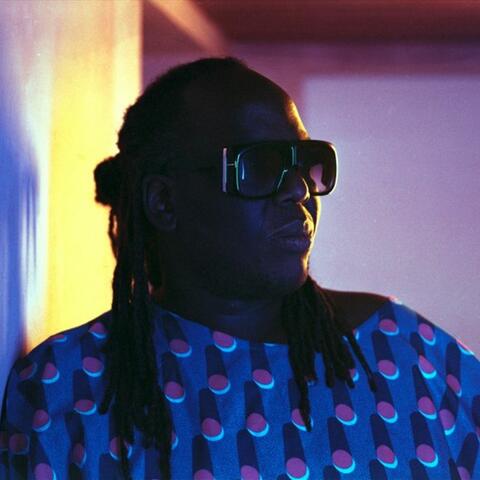 Dave Okumu