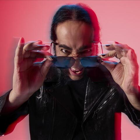 Daron Malakian and Scars On Broadway