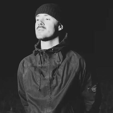 Maverick Sabre & Sasha Keable