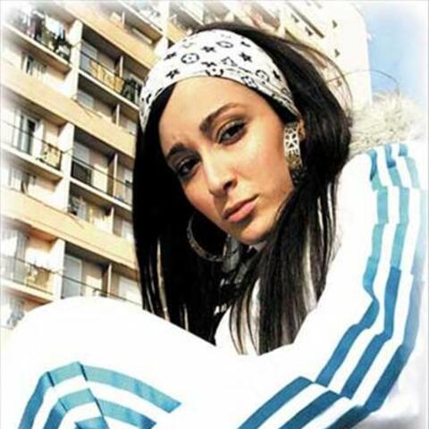 Kenza Farah