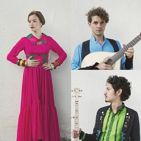 Monsieur Periné & Bandalos Chinos