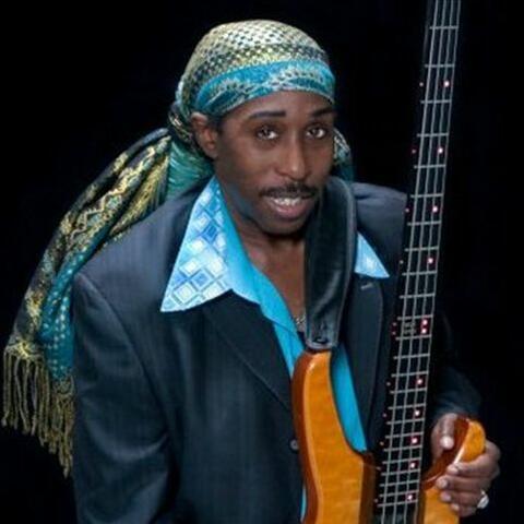 Deon Estus