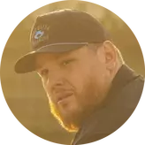 Image of Luke Combs