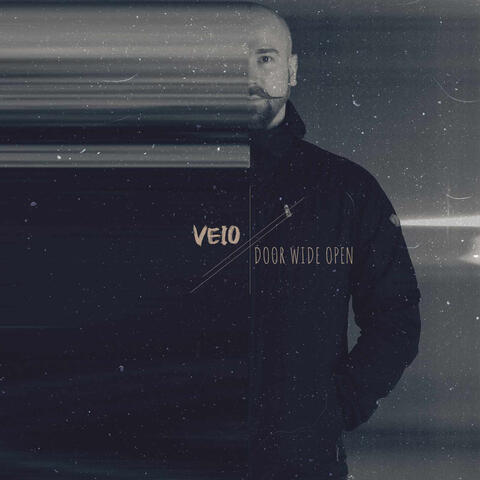 Door Wide Open album art