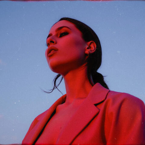 Красные линии album art