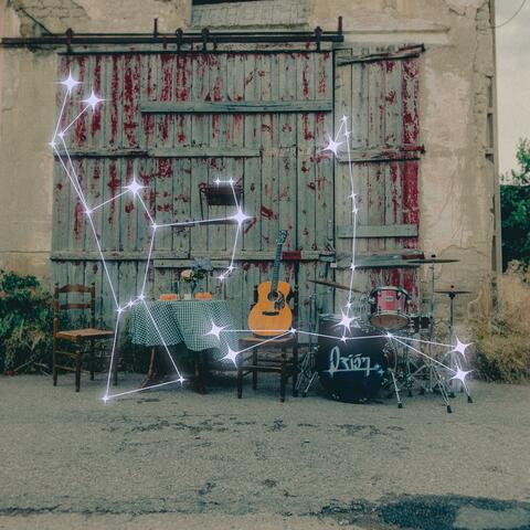 + lindo en papel / Me Cuesta la Vida album art
