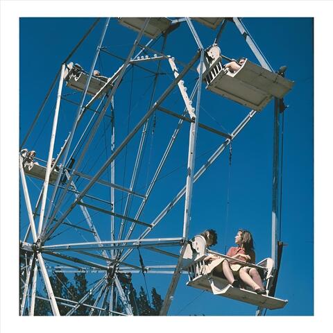 Everybody Wants To Be In Love album art