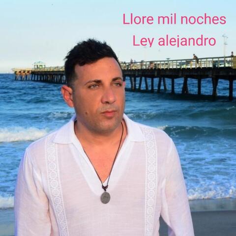 Llore Mil Noches album art