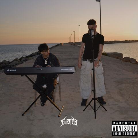 TUTTI CONTRO album art