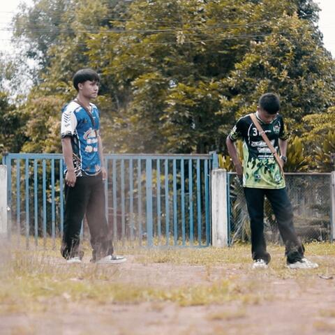 Ka Len Daw Na (feat.John tha yu x John Eh) album art