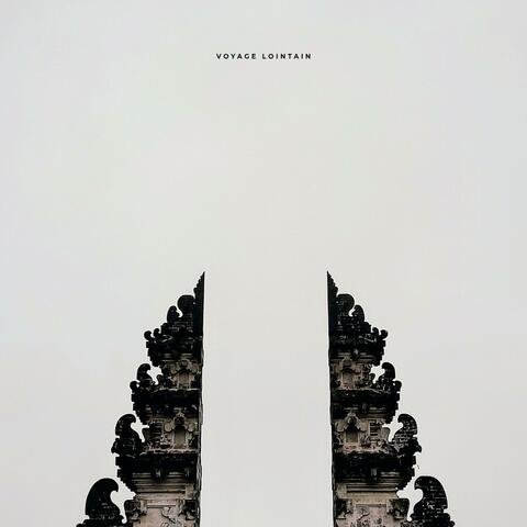 VOYAGE LOINTAIN album art