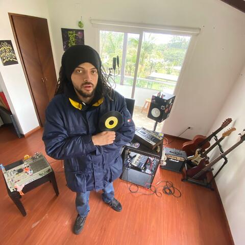 Colombia (feat. Mimmo) album art