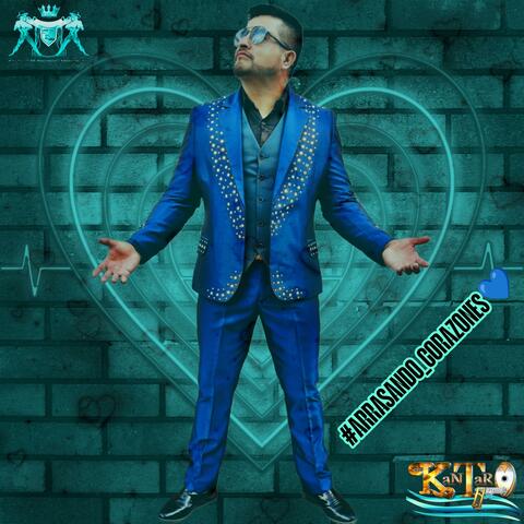 Arrasando Corazones album art